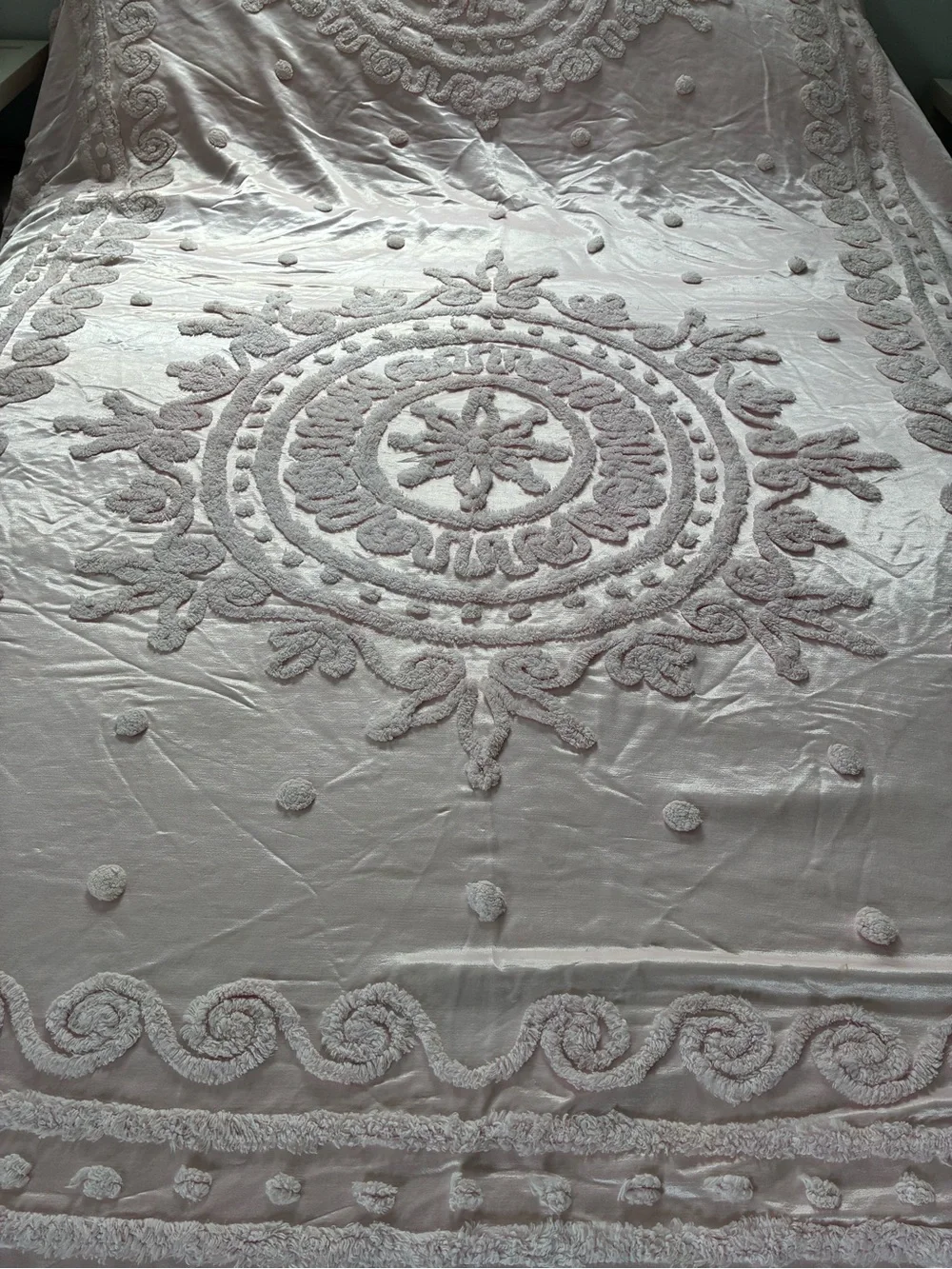 Vintage Everwear Satin Chenille Bedspread Pink Medallion Hollywood Glam Lg Queen